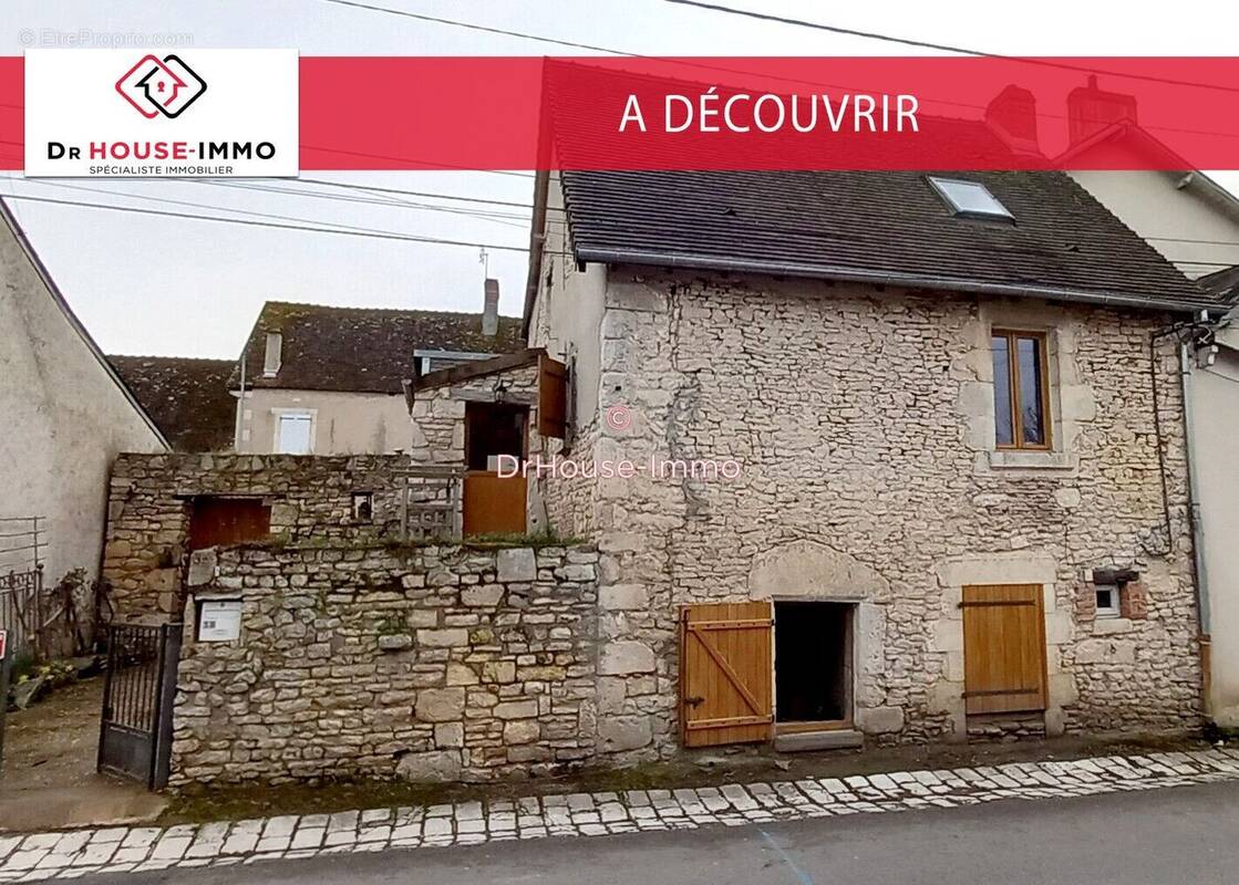 Maison à RUFFEC