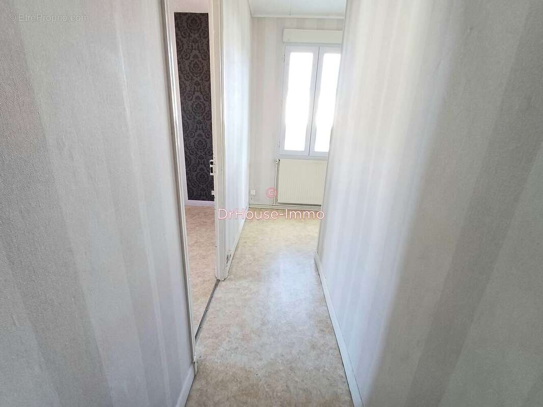 Maison à SAINT-QUENTIN