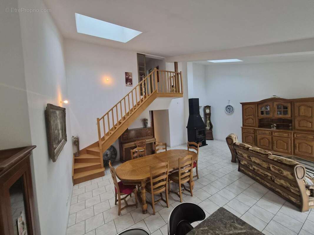 Maison à BROUSSEY-RAULECOURT