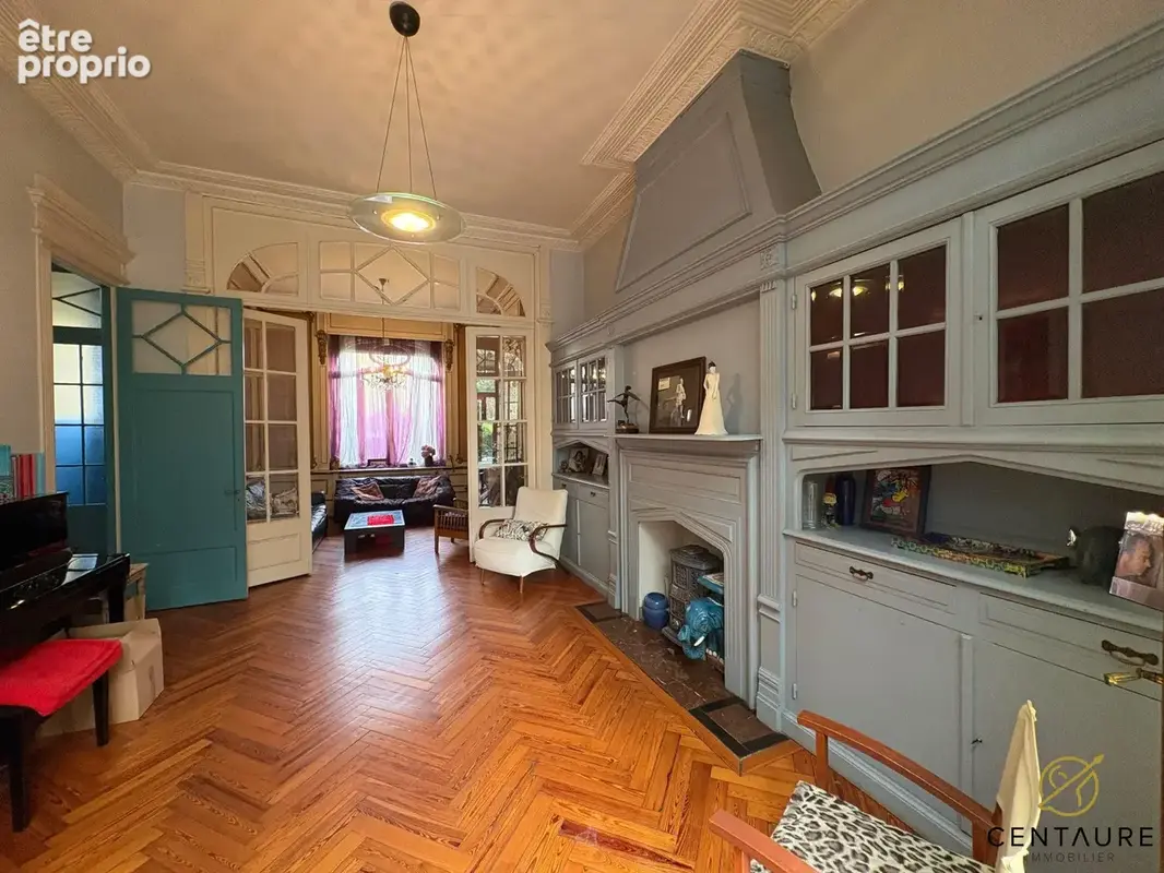 Maison 8 pièces 250 m² à vendre à Lille (59000) - photo 3