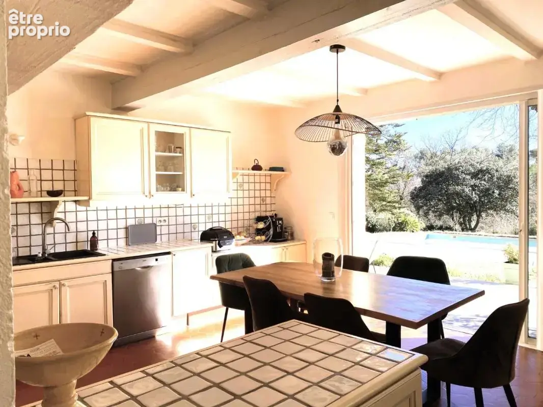Maison 6 pièces / 190 m² / 1 130 000 EUR / EGUILLES - photo 11