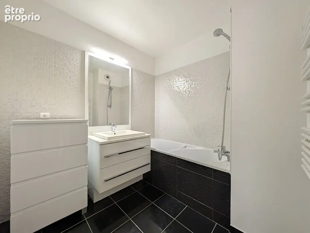 Appartement La Garenne Colombes 4 pièce(s) 83.87 m2 - photo 9