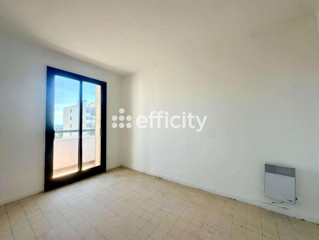 Appartement à MARSEILLE-15E