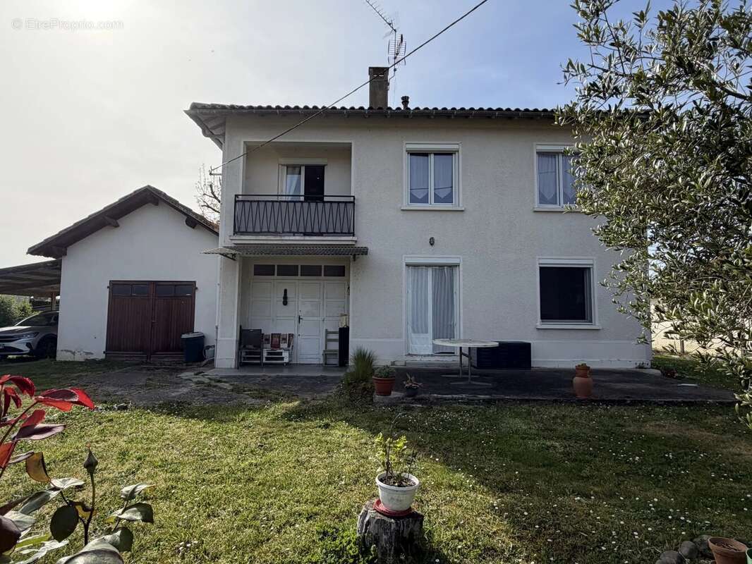 Maison à RISCLE