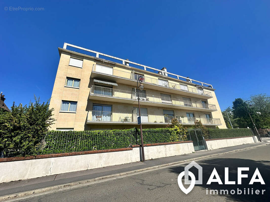 Appartement à ENGHIEN-LES-BAINS