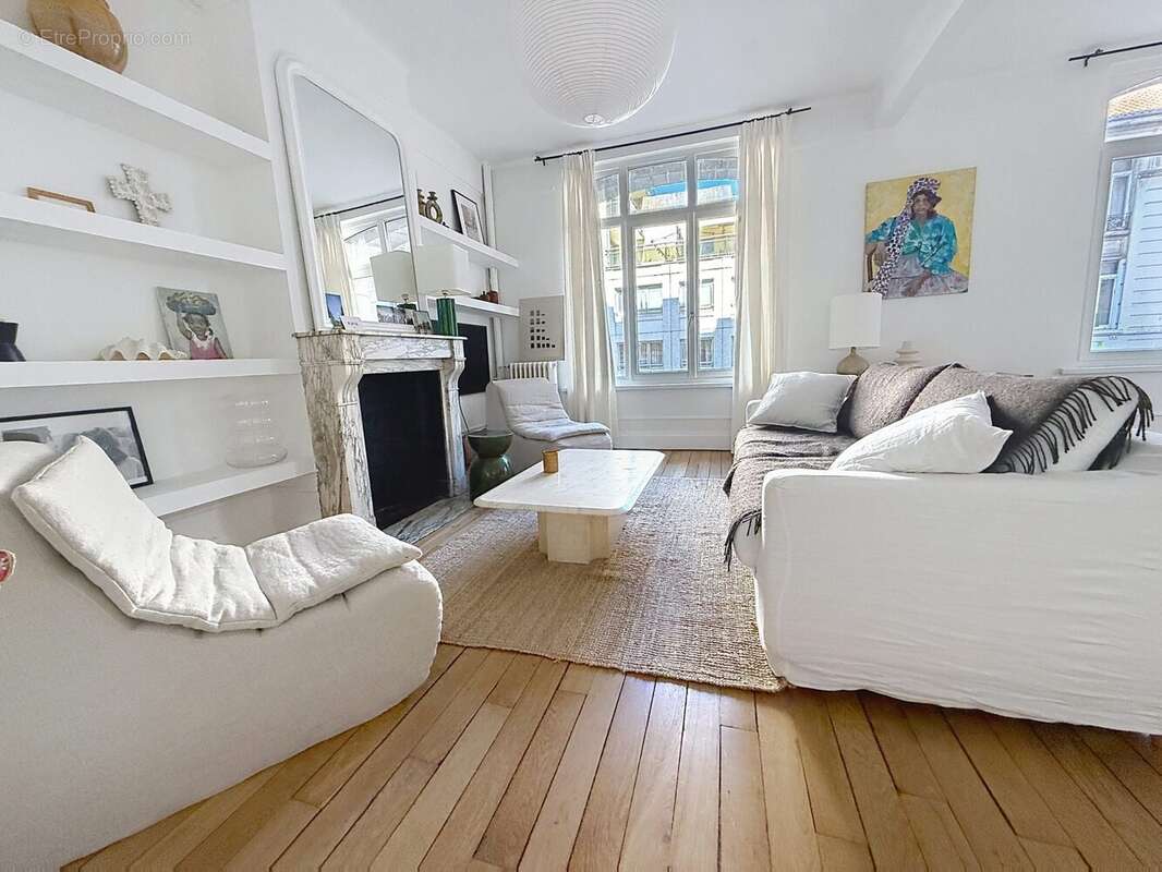 Appartement à LA MADELEINE