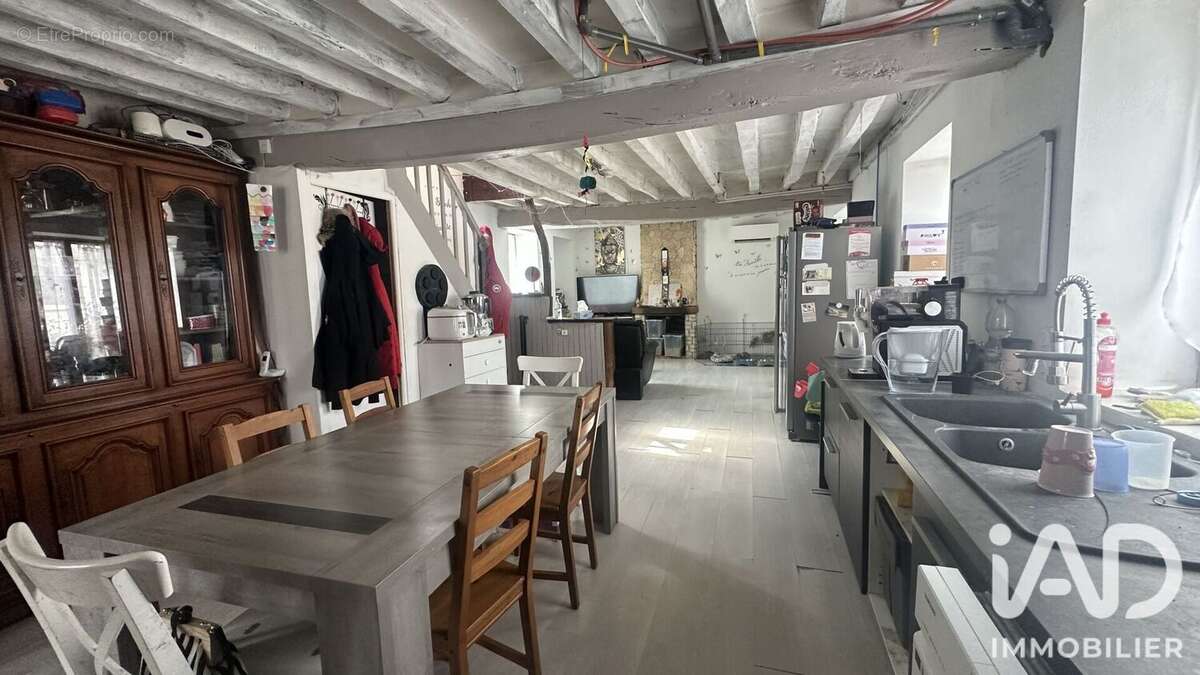 Maison 84 m² à Chateau-Landon  - photo 3