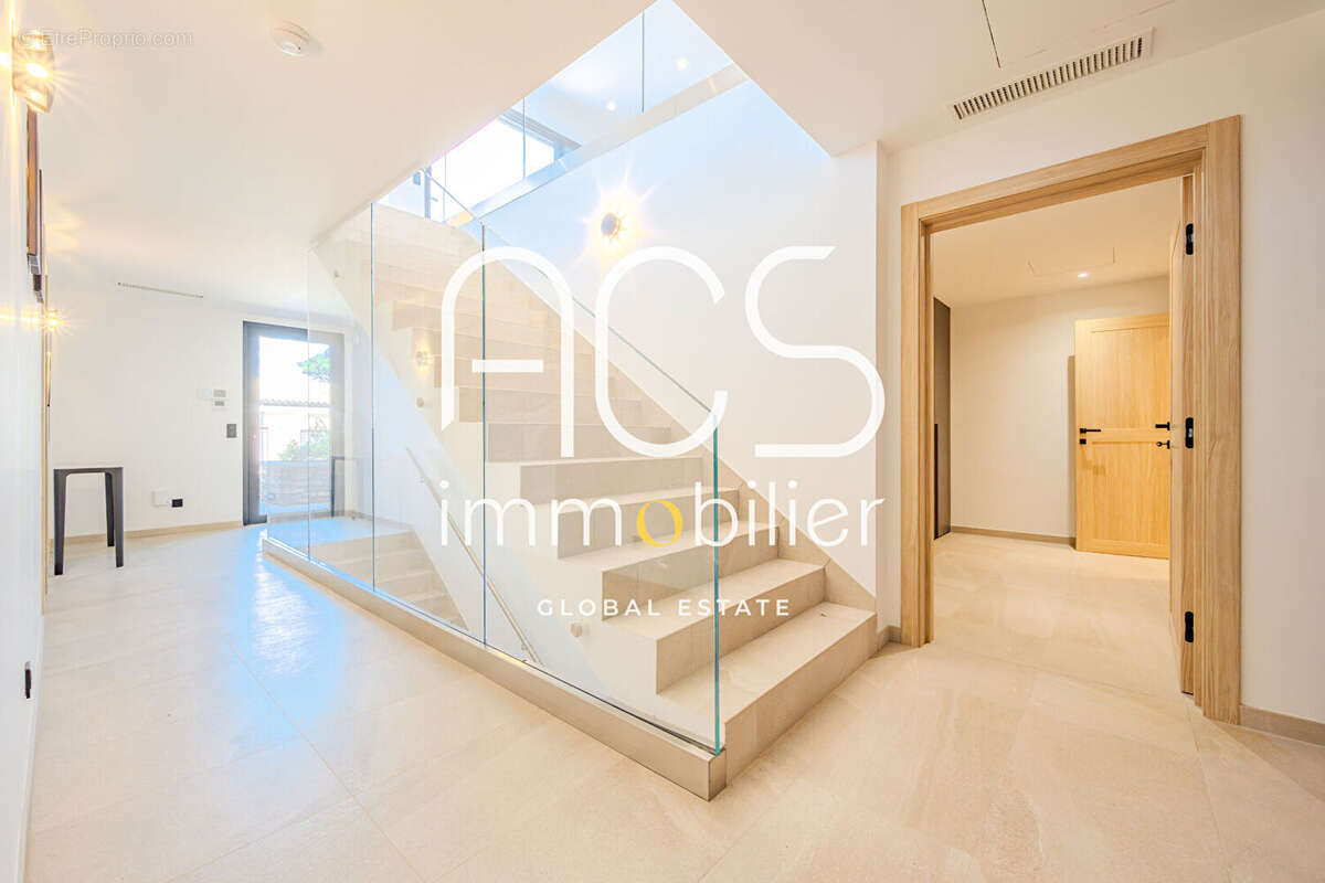 Vente Villa 5 pièces Gassin - 5 min St Tropez et plages à pied - photo 14