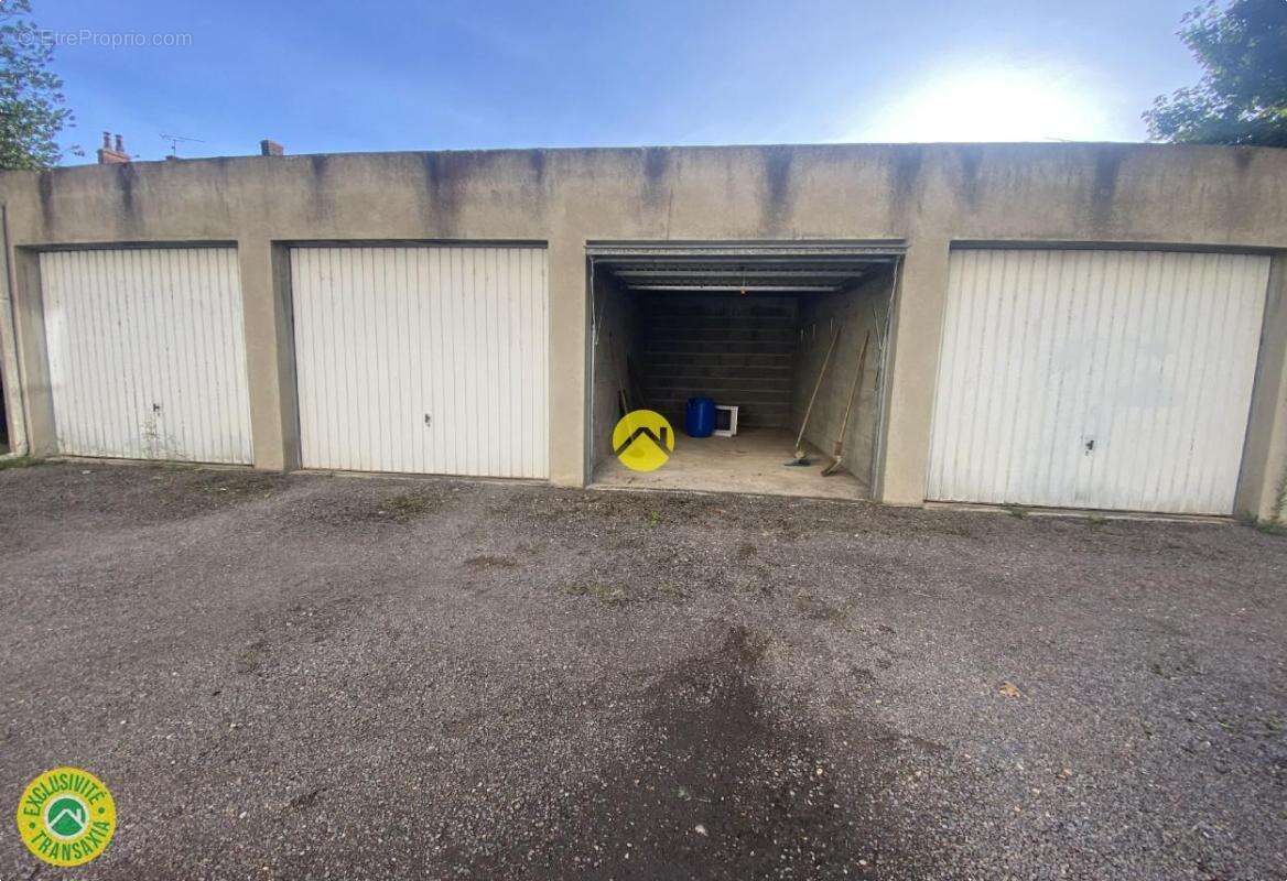 Appartement à COMMENTRY