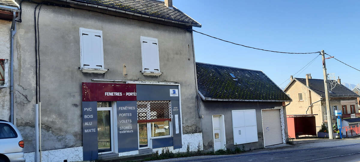 Maison à LA MOTTE-D'AVEILLANS