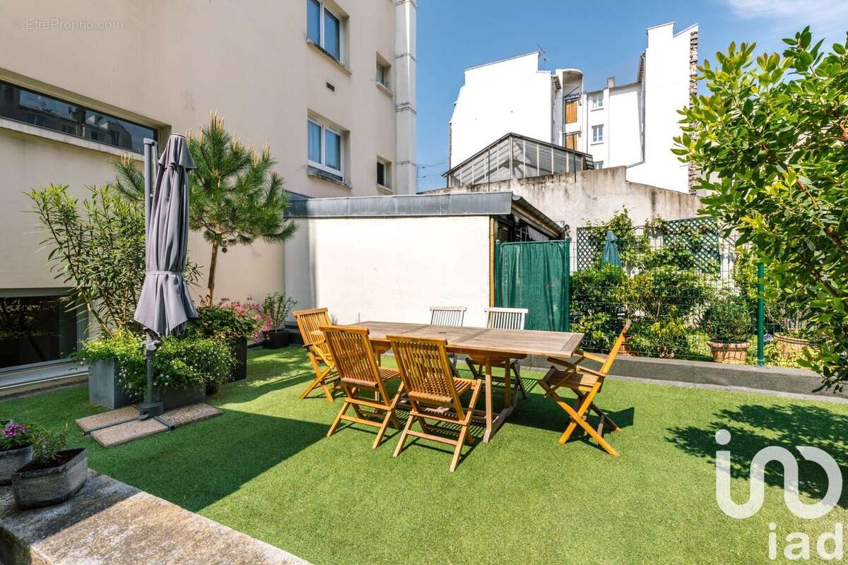 Photo 3 - Appartement à PARIS-18E