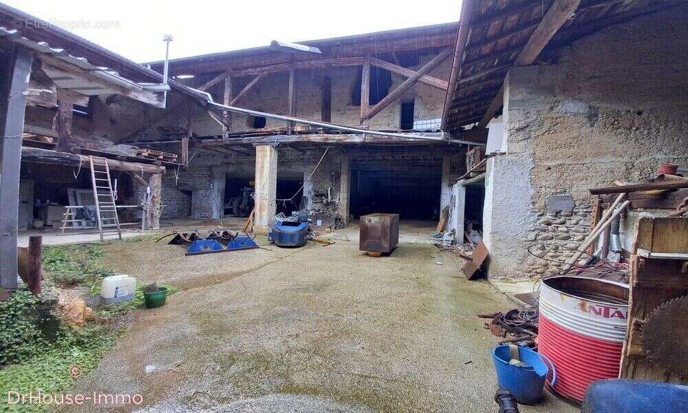 Maison à LA COTE-SAINT-ANDRE