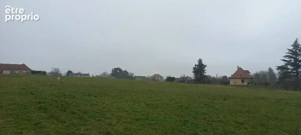 Terrain à SAINT-GERY