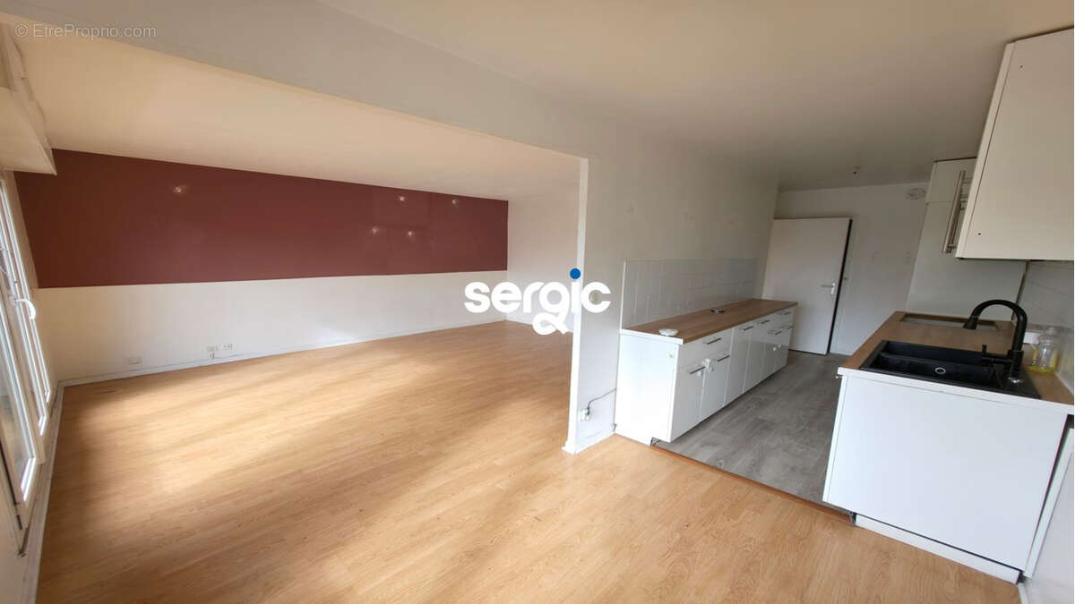Rives de seine - t3 74m² balcon - parking - photo 2