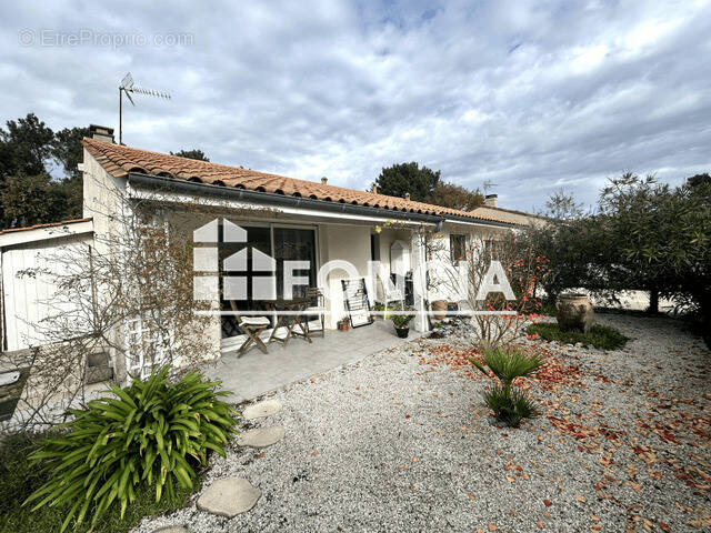 Maison à LE HAILLAN