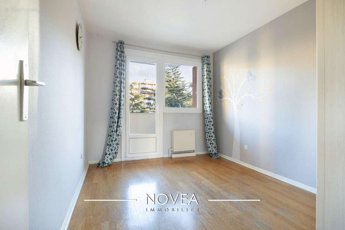 Appartement à FONTAINES-SUR-SAONE