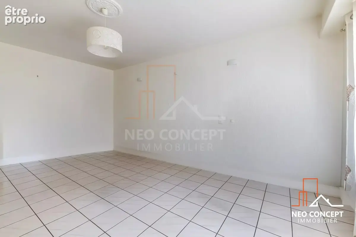 Beau 3 pièces de 69,15 m2 loi carrez avec garage, cave et terrasse sis Rue du Rhin Tortu / STRASBOURG. - photo 7