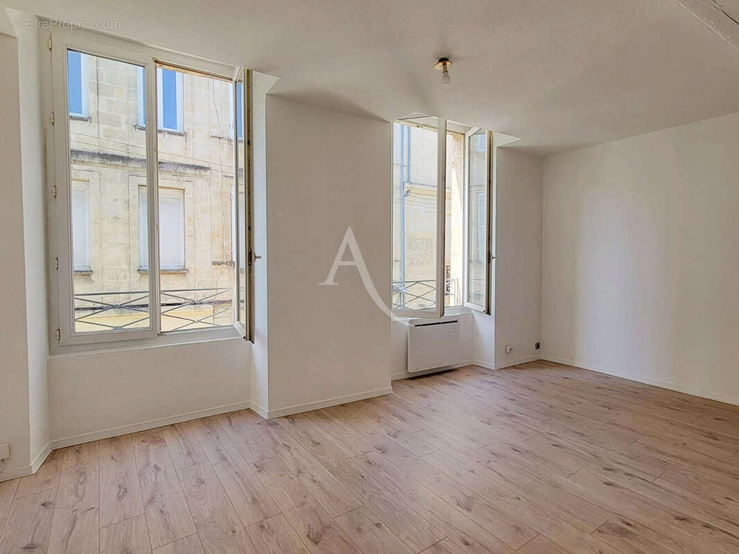 BORDEAUX GAMBETTA - Appartement T2 lumineux très bien placé - photo 7