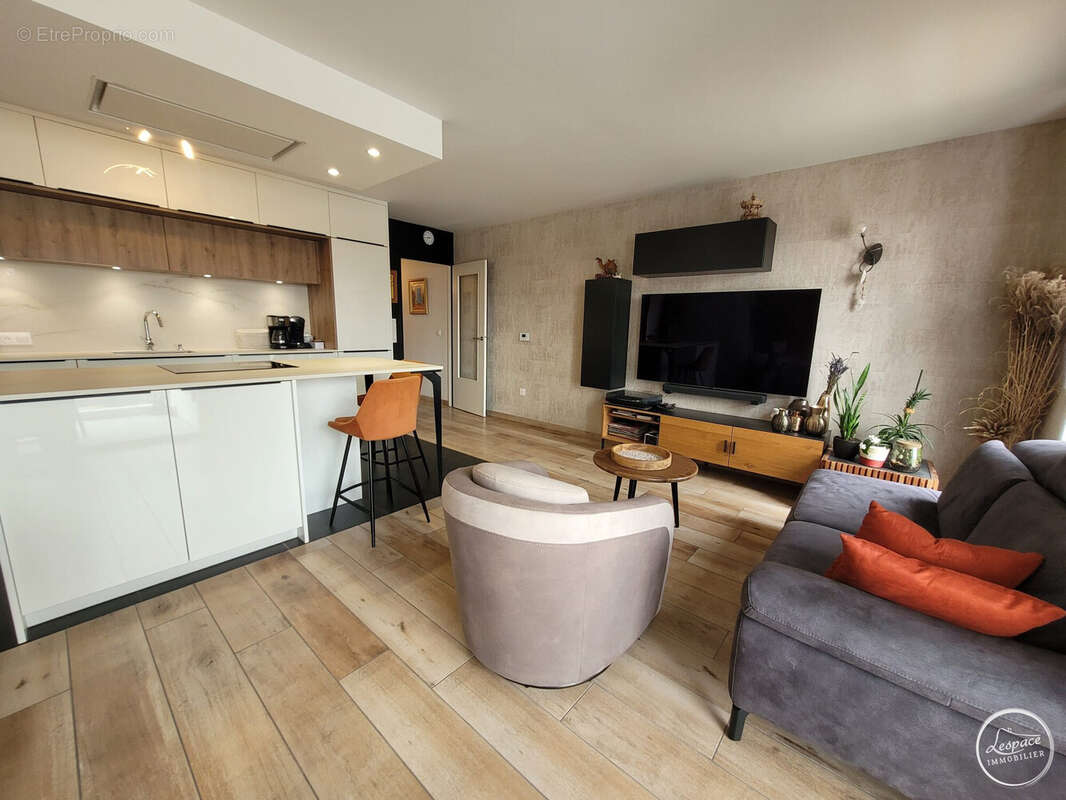 Appartement 95 m² à Saint-Omer  - photo 2