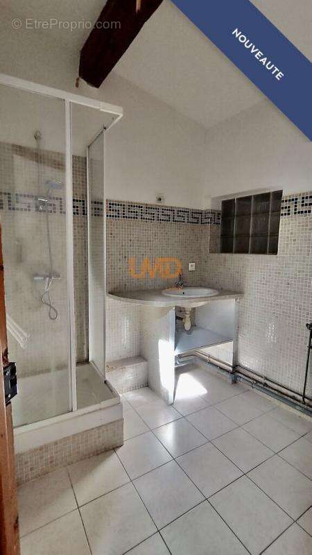Appartement à CLARENSAC