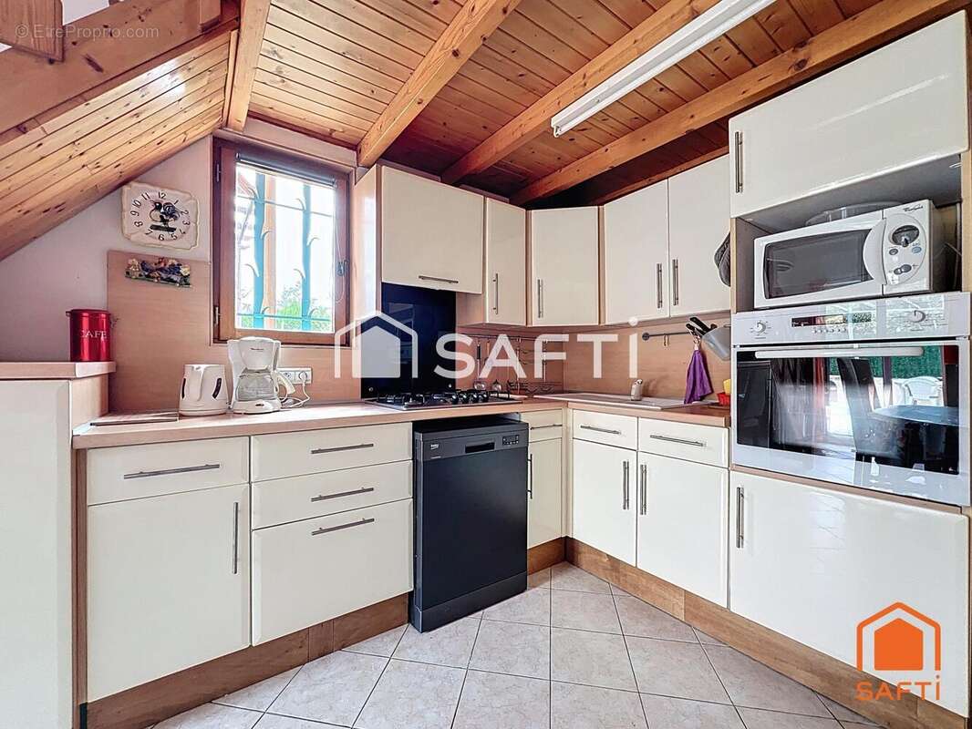 Photo 8 - Maison à REGUSSE