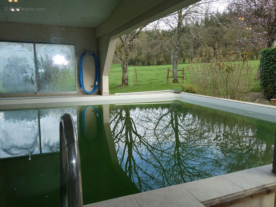 Maison à SAINT-PIERRE-SUR-ORTHE