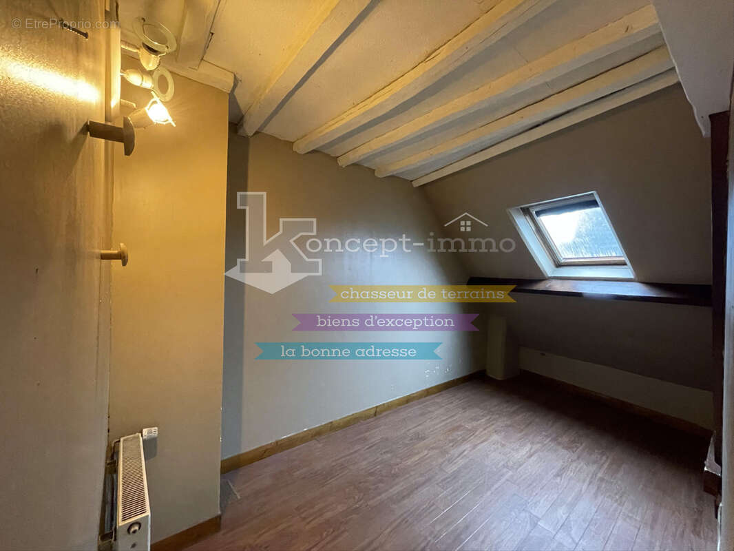 n°1 - Maison à CLERMONT