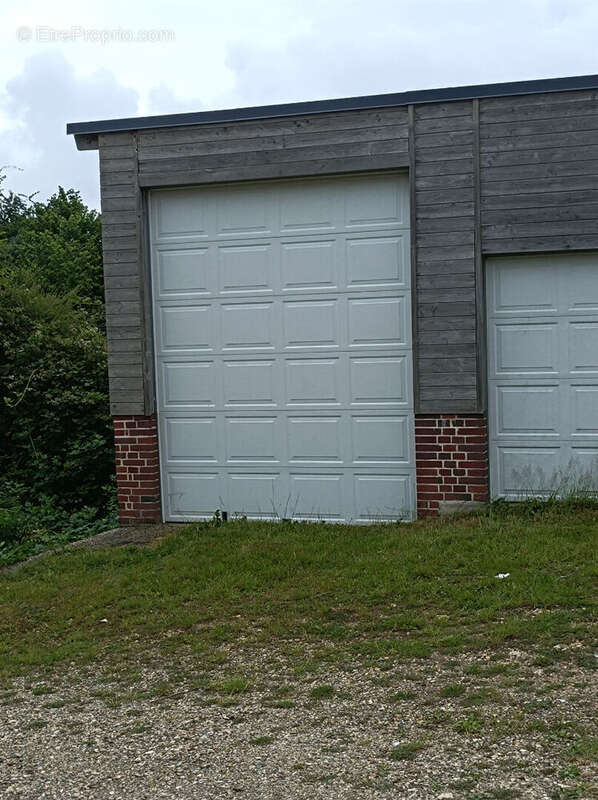 Autre à LA RUE-SAINT-PIERRE