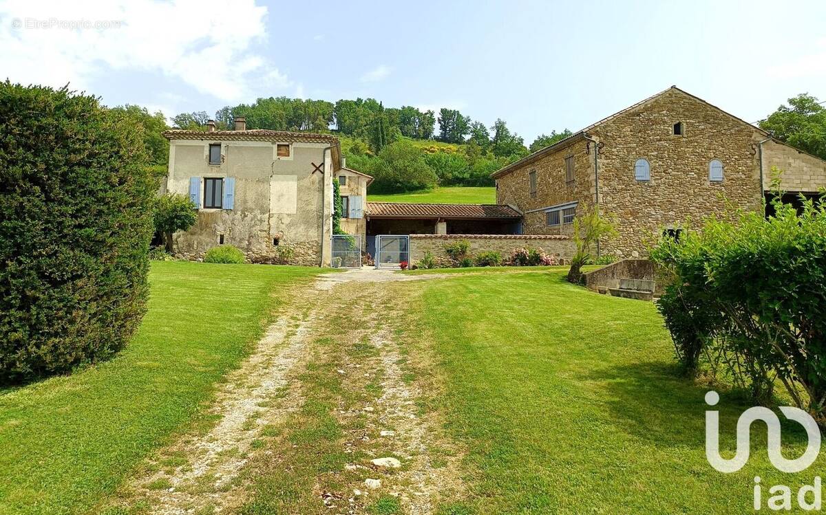 Photo 1 - Maison à PONT-DE-BARRET