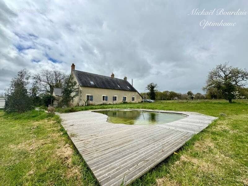 Maison à COURCELLES-DE-TOURAINE
