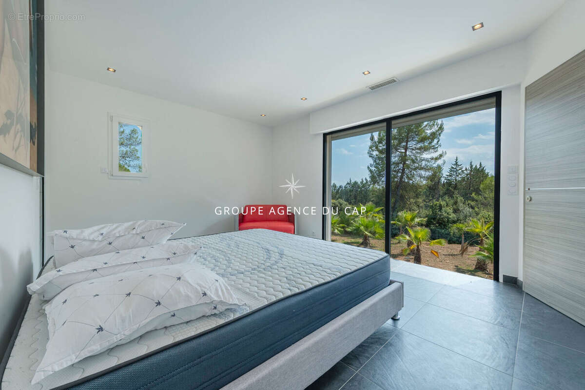 Propriété contemporaine d'exception avec piscine à débordement Draguignan - photo 17