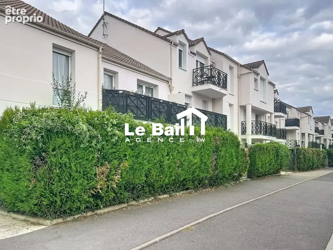 Appartement 2 pièces 34 m² à vendre à Osny (95520) - photo 1