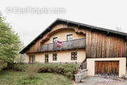 Maison à MAISONS-DU-BOIS-LIEVREMONT
