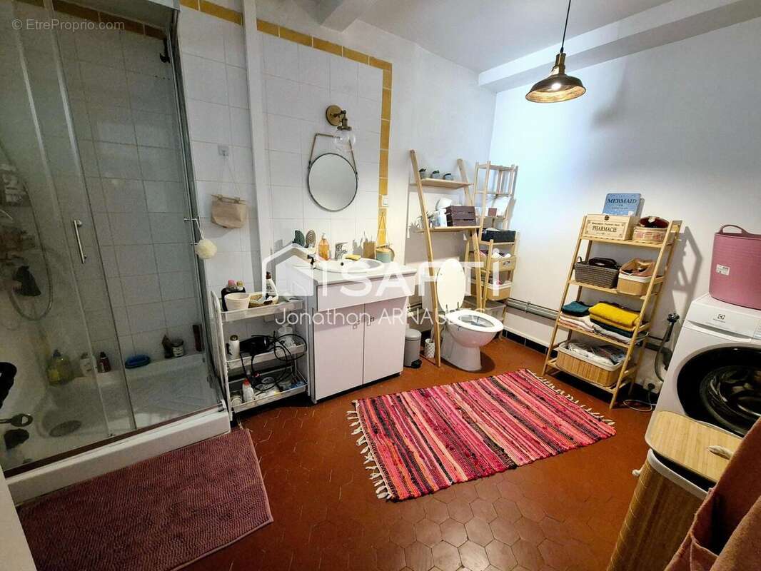 Photo 7 - Appartement à CHATEAU-ARNOUX-SAINT-AUBAN