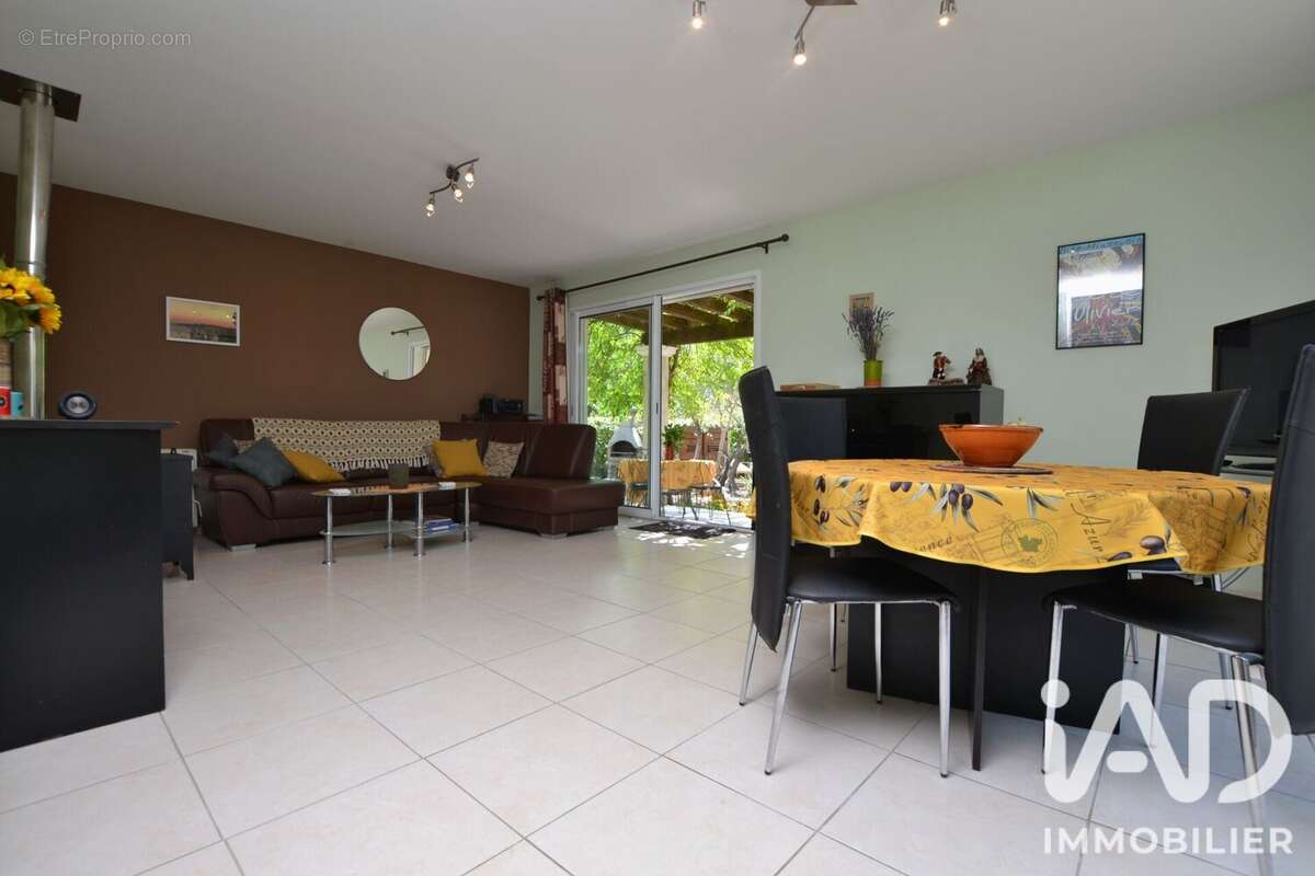 Maison 96 m² à Bize-Minervois  - photo 6