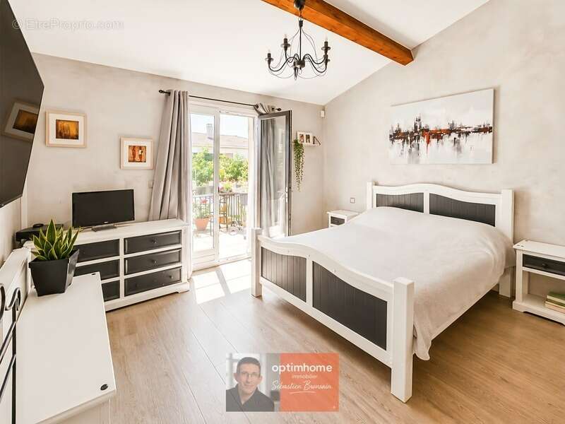 Ghisonaccia – maison familiale avec piscine, jacuzzi et panneaux solaires - photo 6