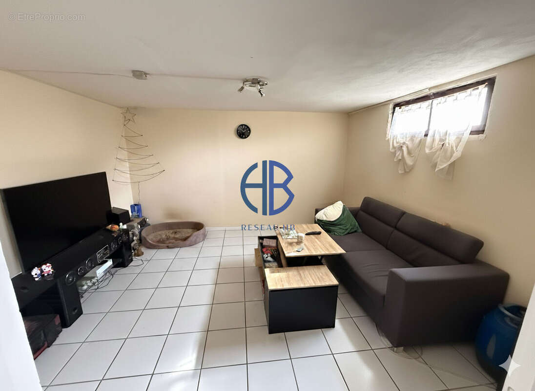 Maison à PAJAY