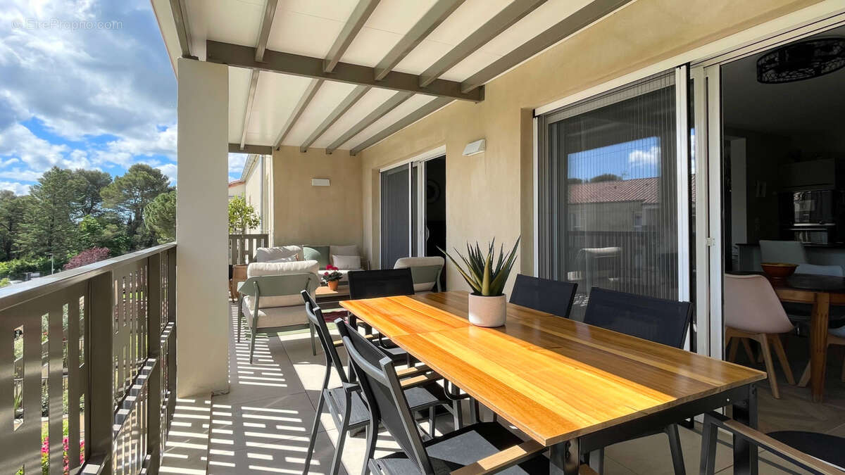 Appartement à UZES