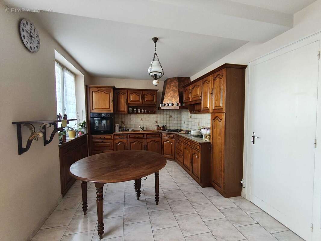 Maison à SAINT-LAURENT-DE-CERIS