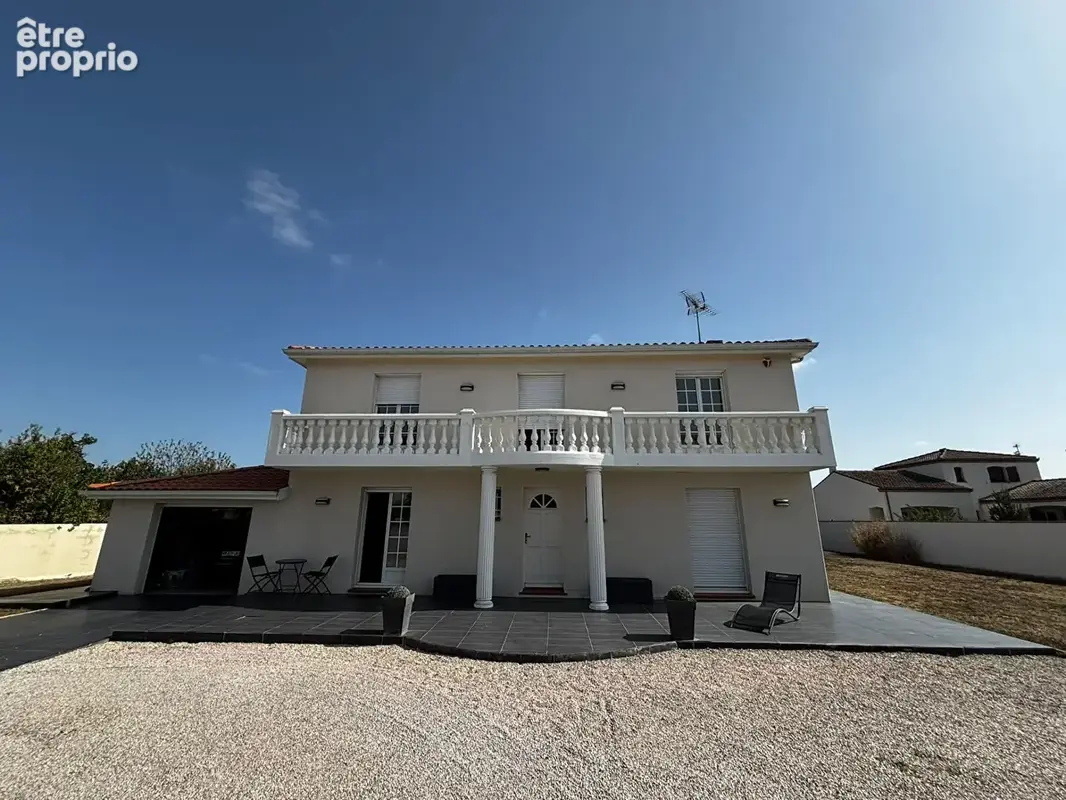 CUGNAUX ? Maison familiale avec piscine sur un terrain de 1 446 m² - photo 7