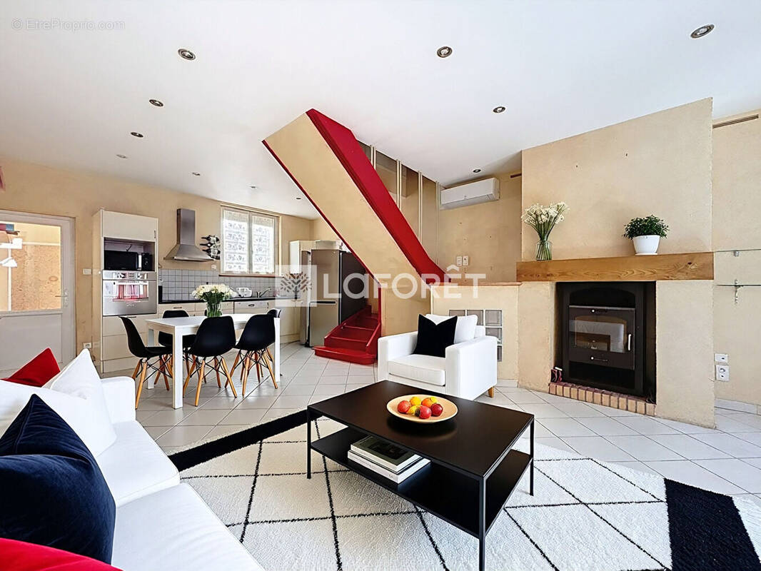 Maison à VILLEMUR-SUR-TARN