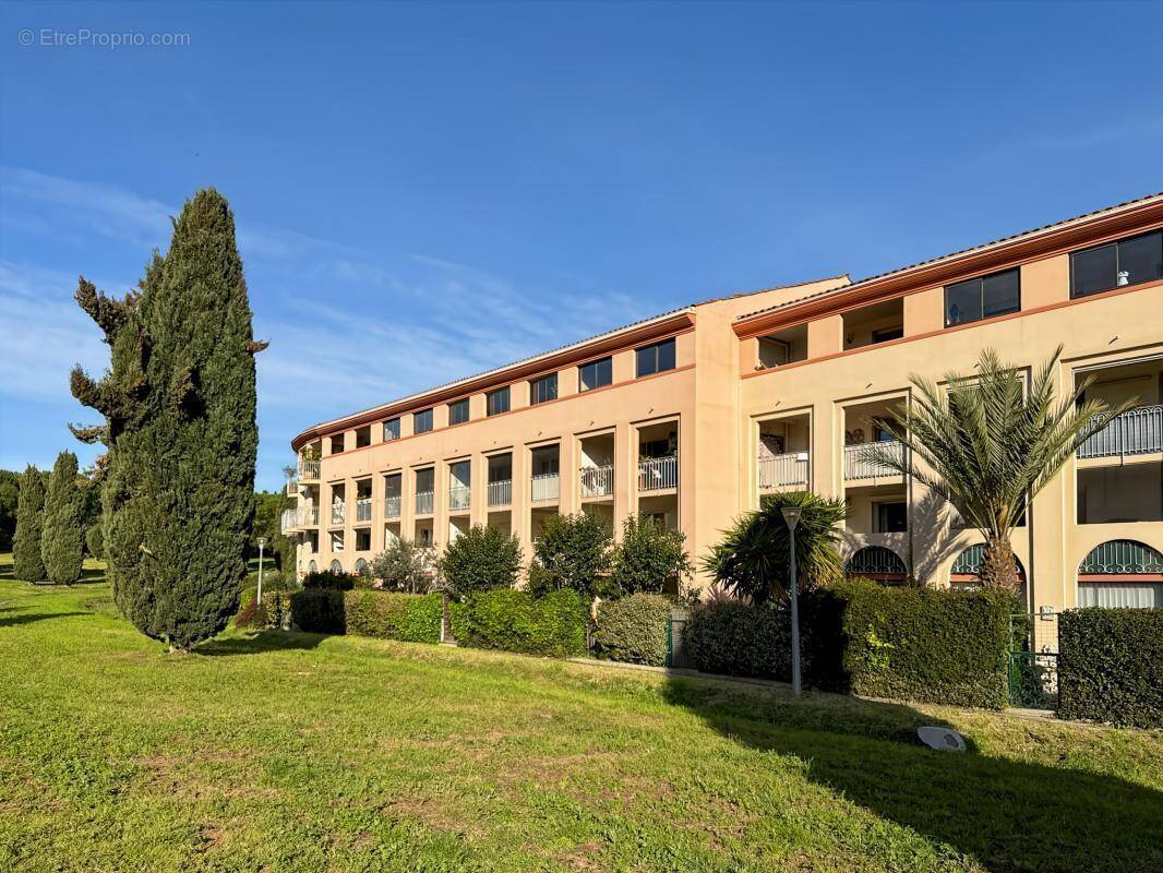 Appartement à FREJUS