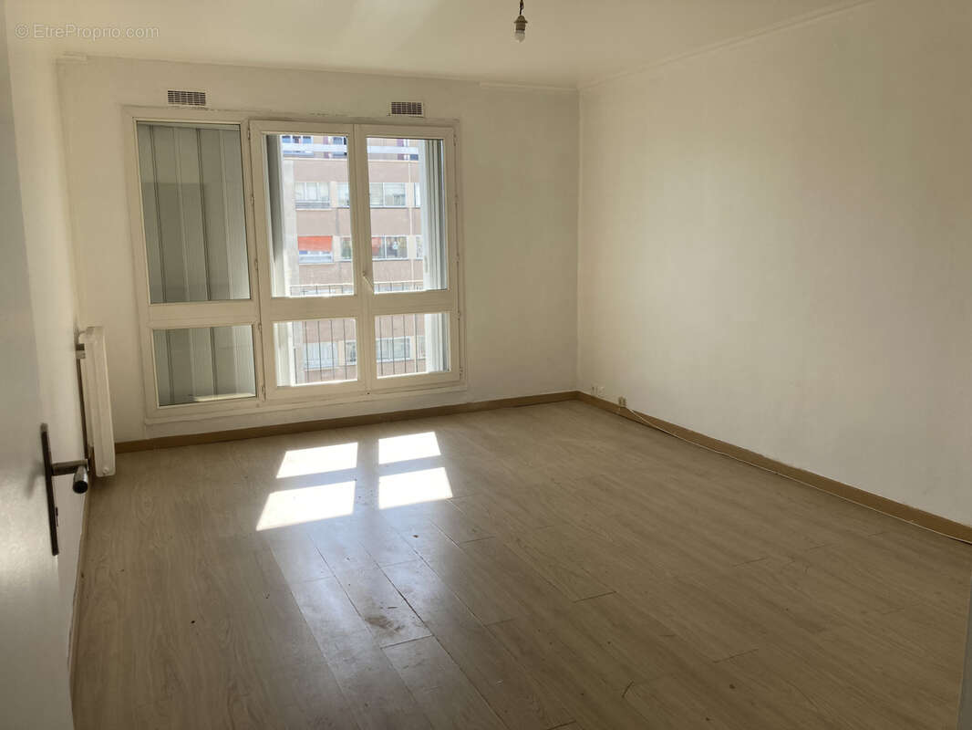 Appartement à GARGES-LES-GONESSE