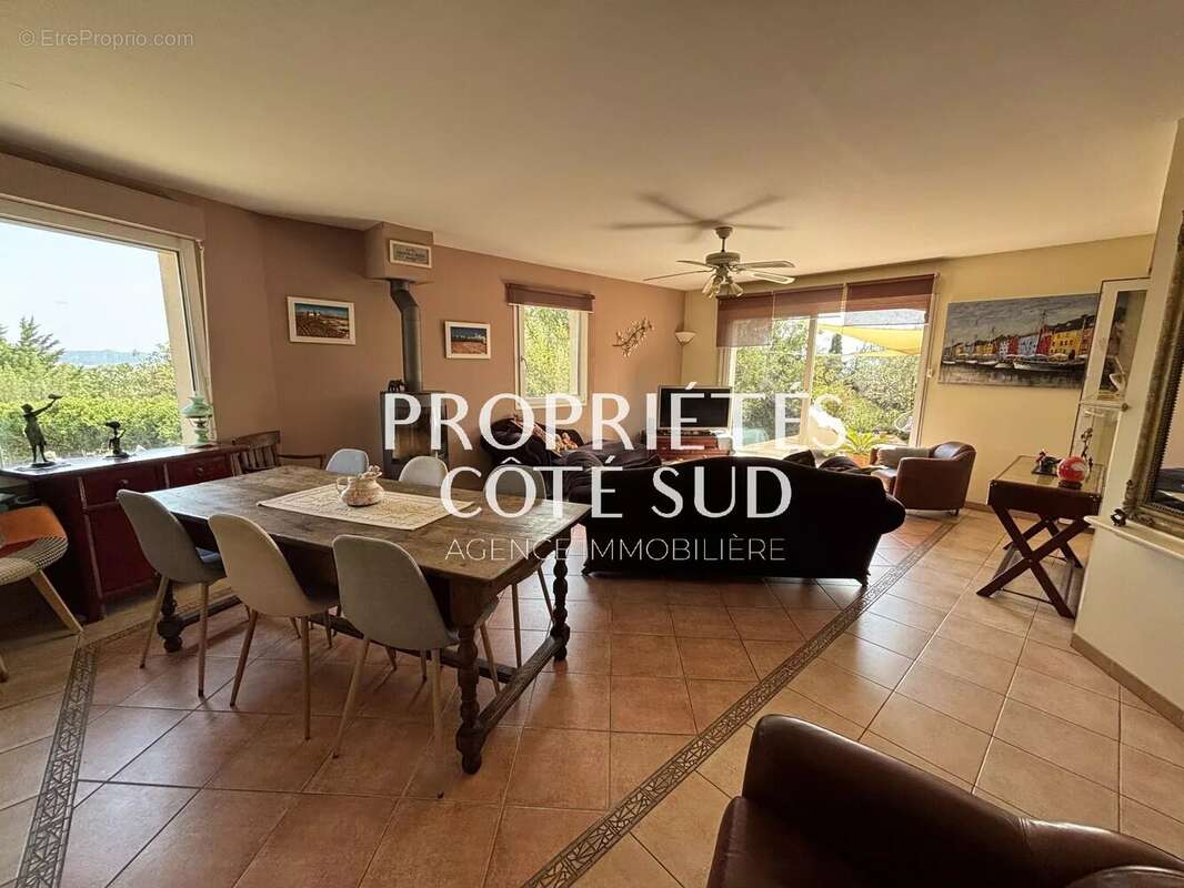 Maison à ROCHEFORT-DU-GARD