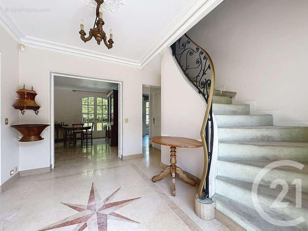 Photo 8 - Maison à THIAIS