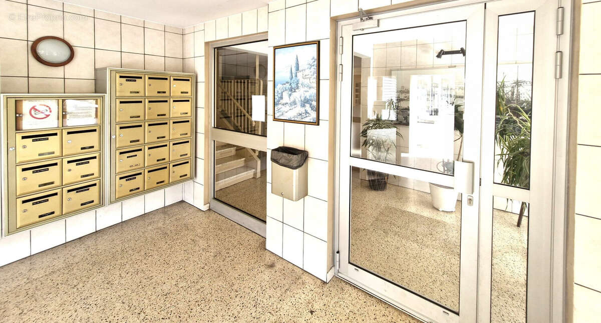 Appartement à LA VALETTE-DU-VAR