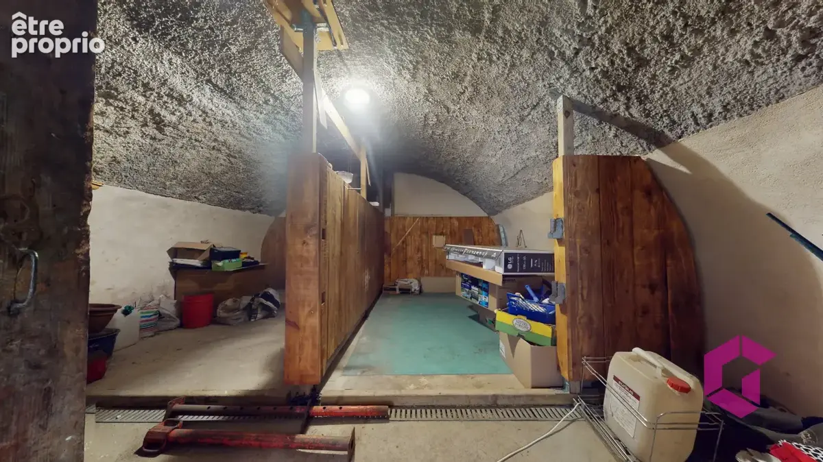 Saurier, Maison de village 90m2 hab. avec 2 chambres, Terrasse et Dépendances - photo 11