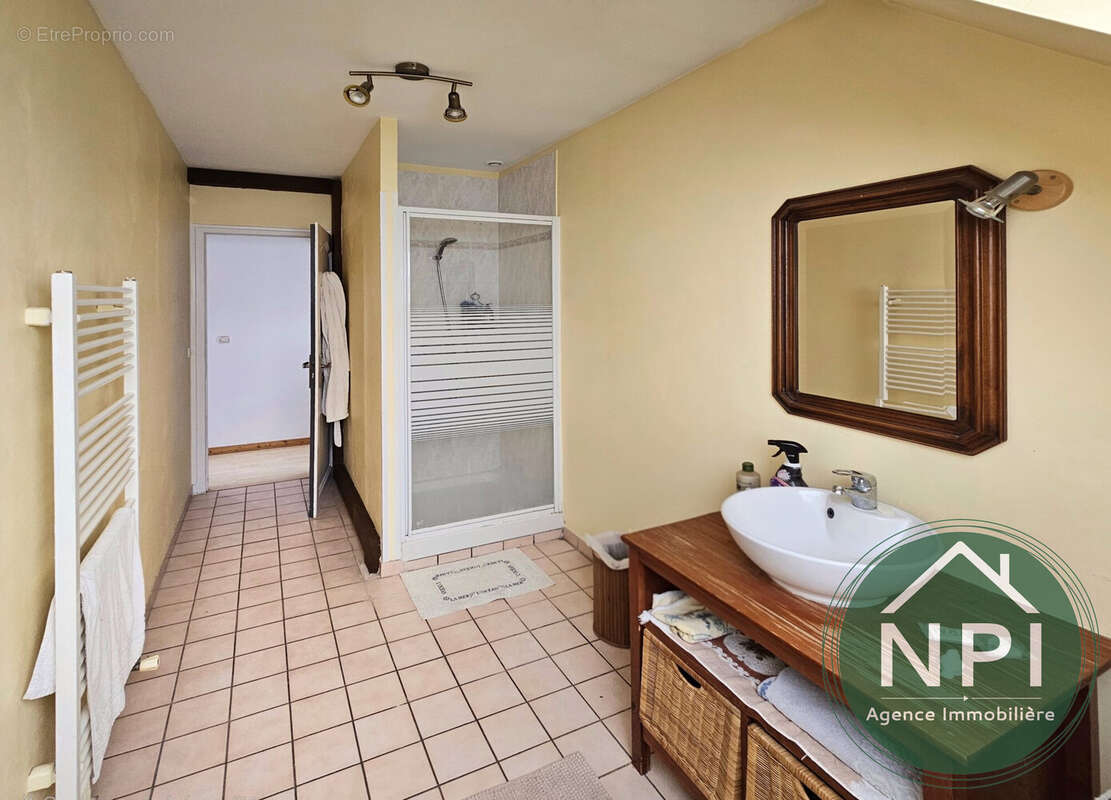 Maison à GRISY-SUISNES