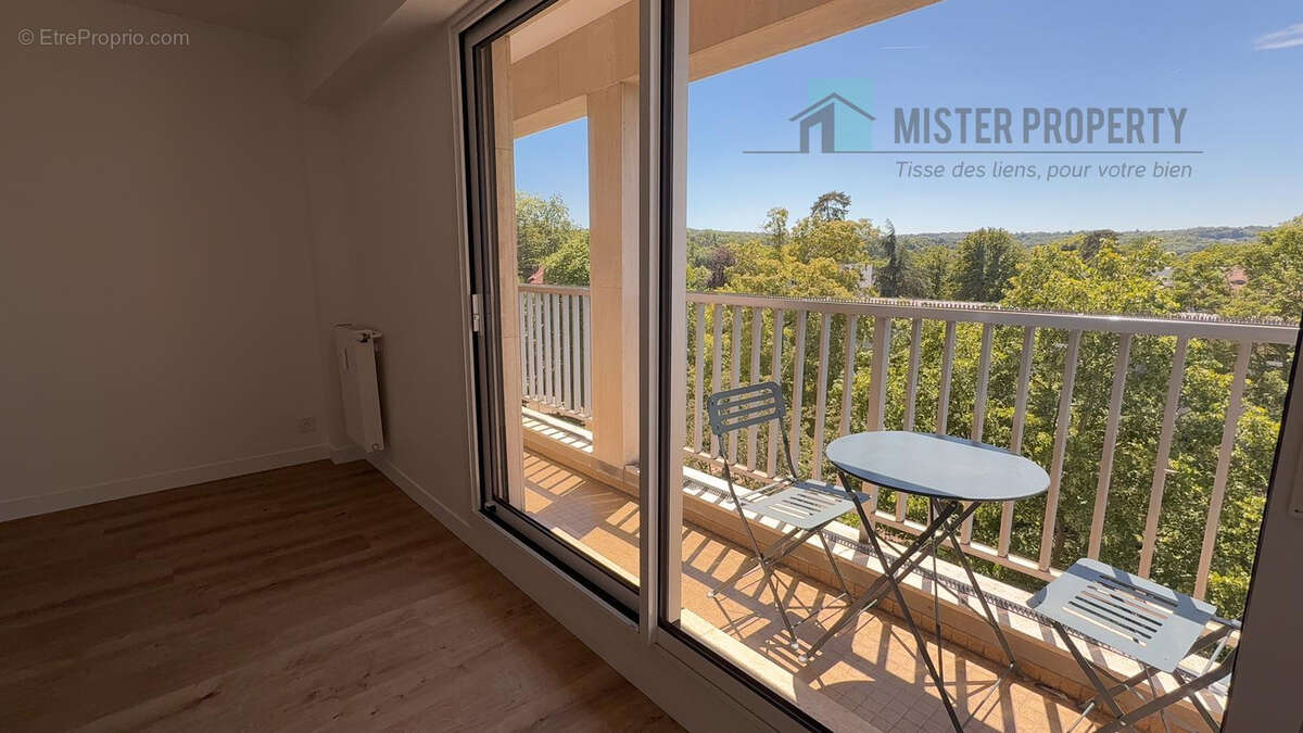 Rueil-malmaison / centre ville / 4 (pieces) -89 m2 / balcon / parking / cave - photo 14