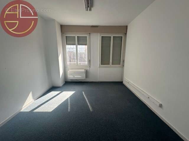 Commerce 260 m² à Toulouse  - photo 5